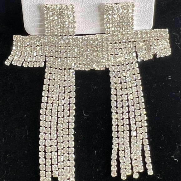 Rhinestone Dangly Cross Pierced Earrings - Picture 5 of 6